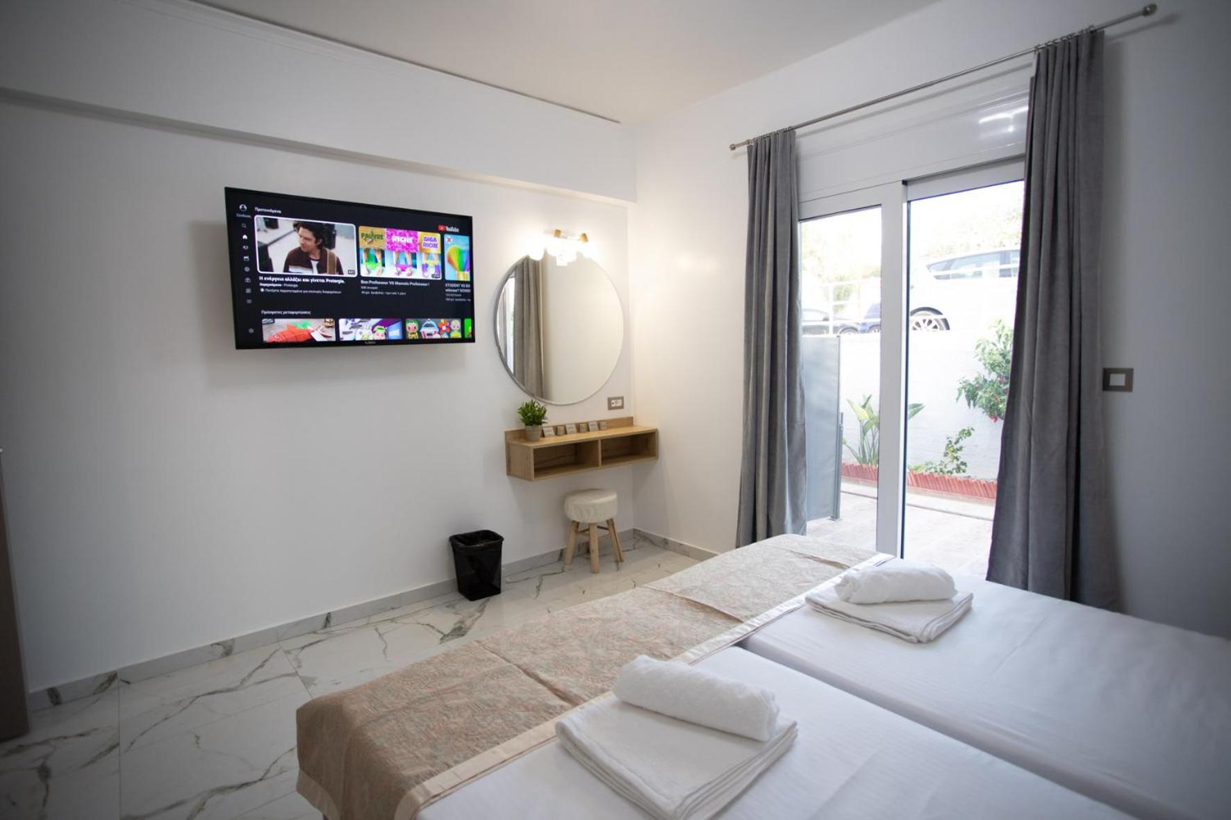 Star Hotel *