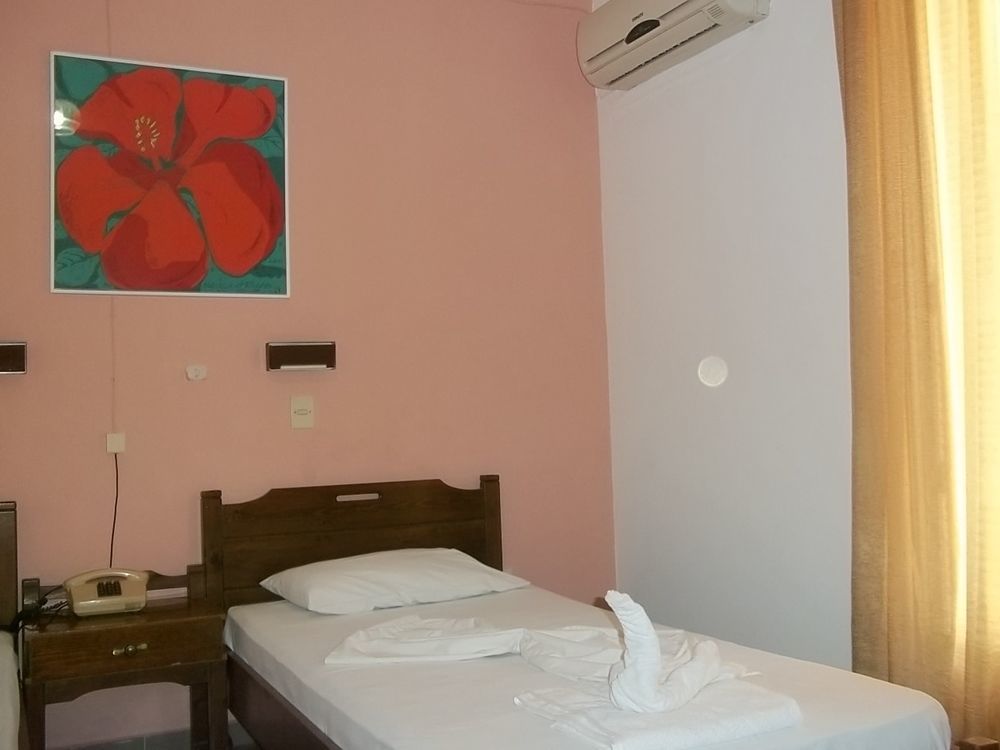 Star Hotel *