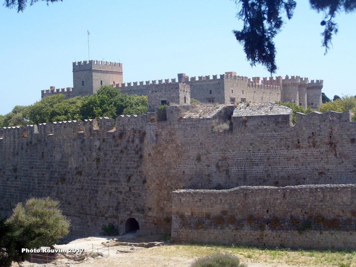 Star Rhodes City